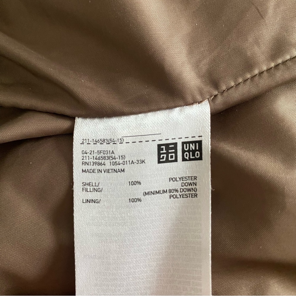Uniqlo Brown Quilted Puffer Vest with Detachable Hood and Side Zip Pockets Sz M - Picture 7 of 7